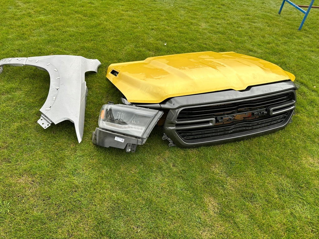 фото №1, Крила передній перед правий dodge ram 19-