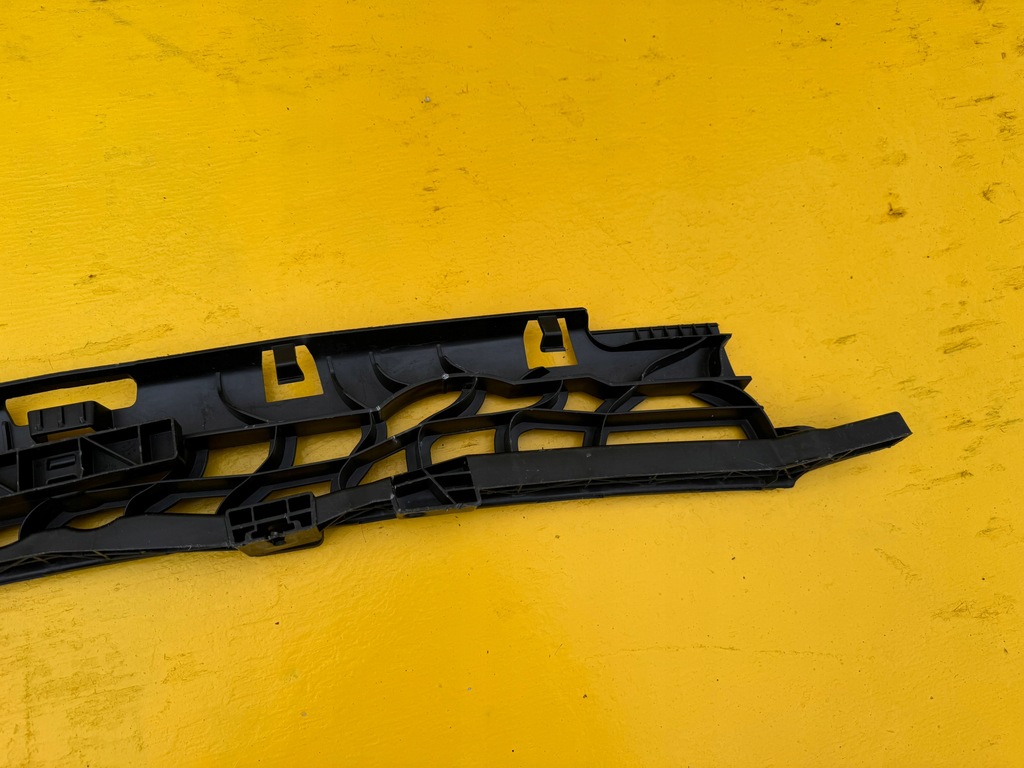 фото №13, Mercedes e-klasa w213 amg a213 16-23r направляющая бампера задняя задний a2138855002