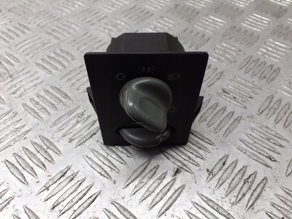 фото №1, Выключатель света pontiac trans sport 10243753