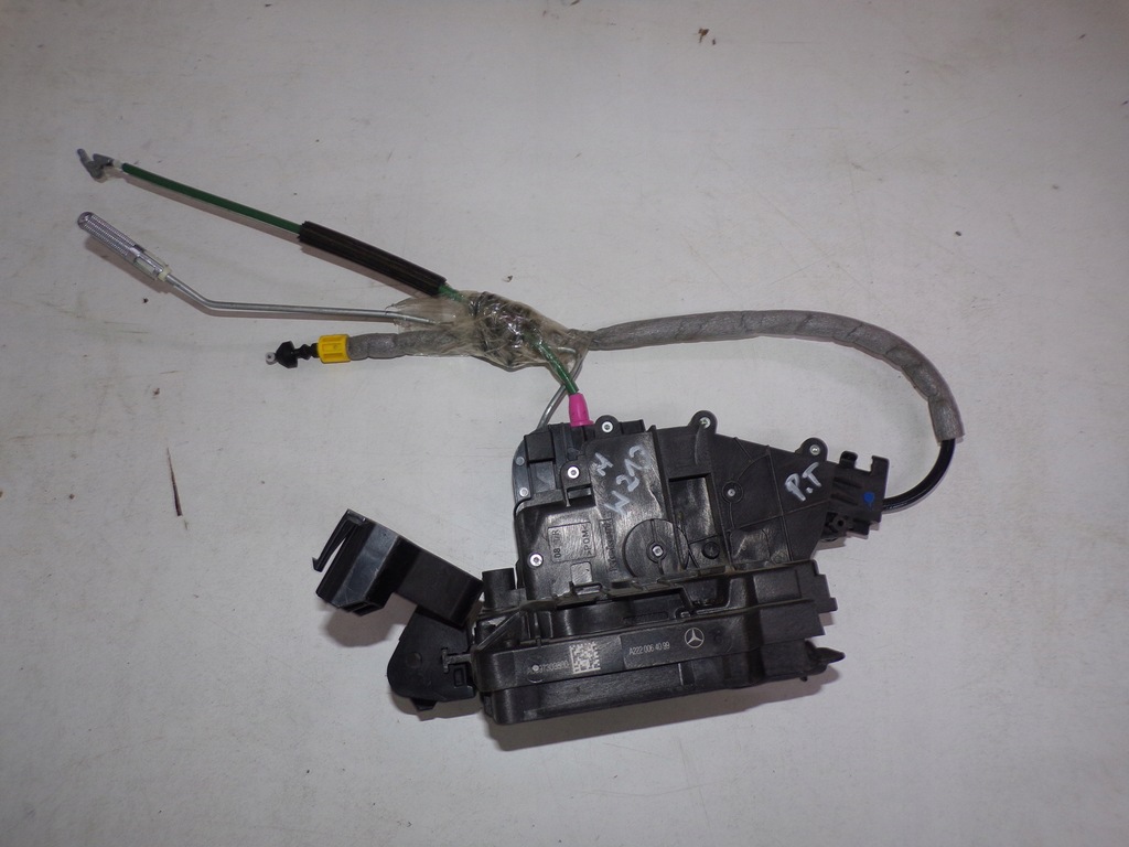 фото №1, Замок дверь правый задняя mercedes w213