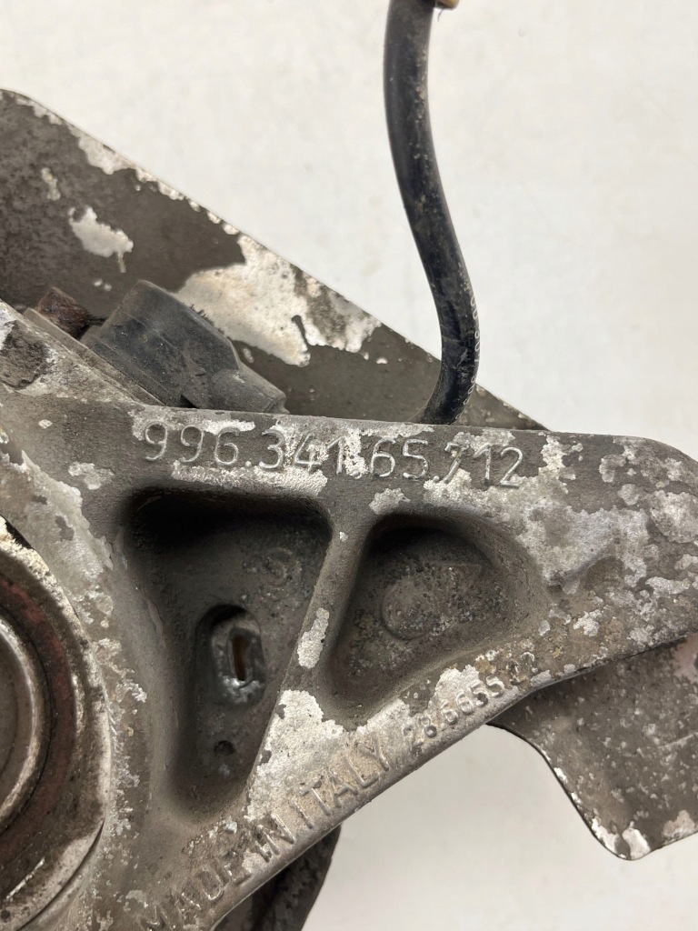 Porsche boxster 986 2002 поворотний кулак задня 99634165712 Ціна