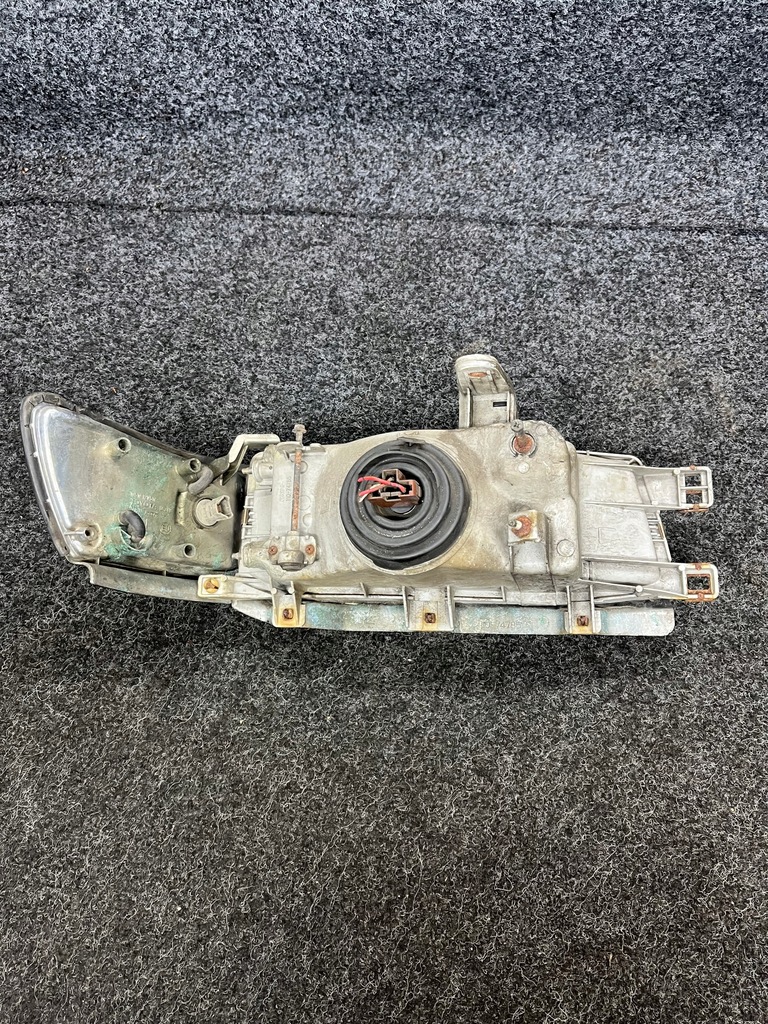 фото №7, Лампа лівий перед toyota corolla e10