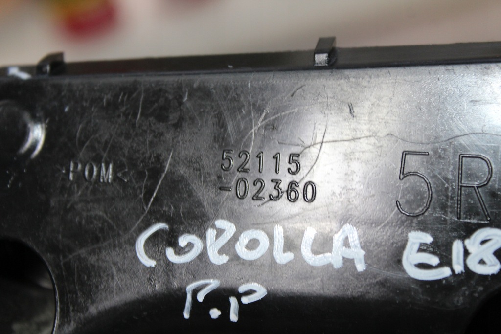 фото №10, Направляющая бампера правый перед corolla e18 52115-02360