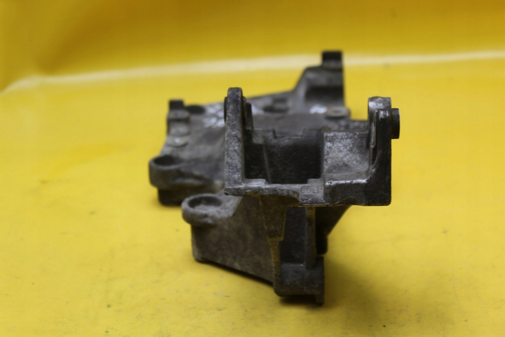 фото №5, Кронштейн генератора 03g903143j compass 2.0 crd byl