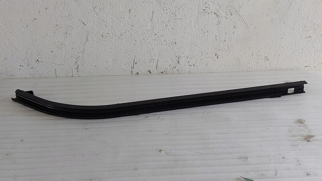 фото №1, Mercedes vito w447 направляющая дверь правая a4477660737