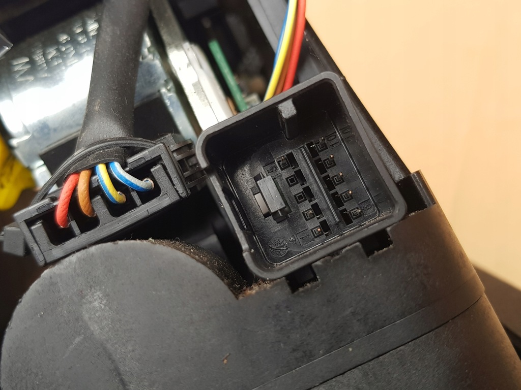 фото №14, Домкрат передач автоматическая коробка передач - dsg / vw touran i - 2003-2010 / 1.9 tdi 105km bls