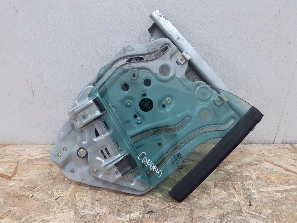 фото №1, Camaro 2016 cabrio скло підйомник правий задня