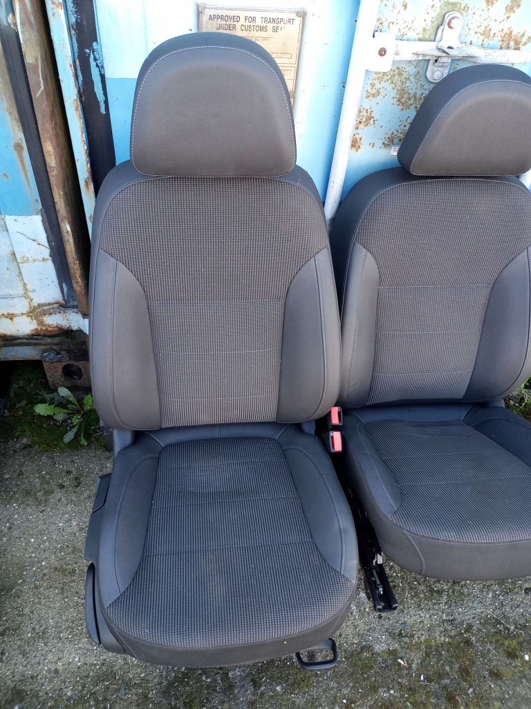 фото №6, Opel insignia a сидіння заднє сидіння обшивки оббивка напівшкіра infinity kombi eu