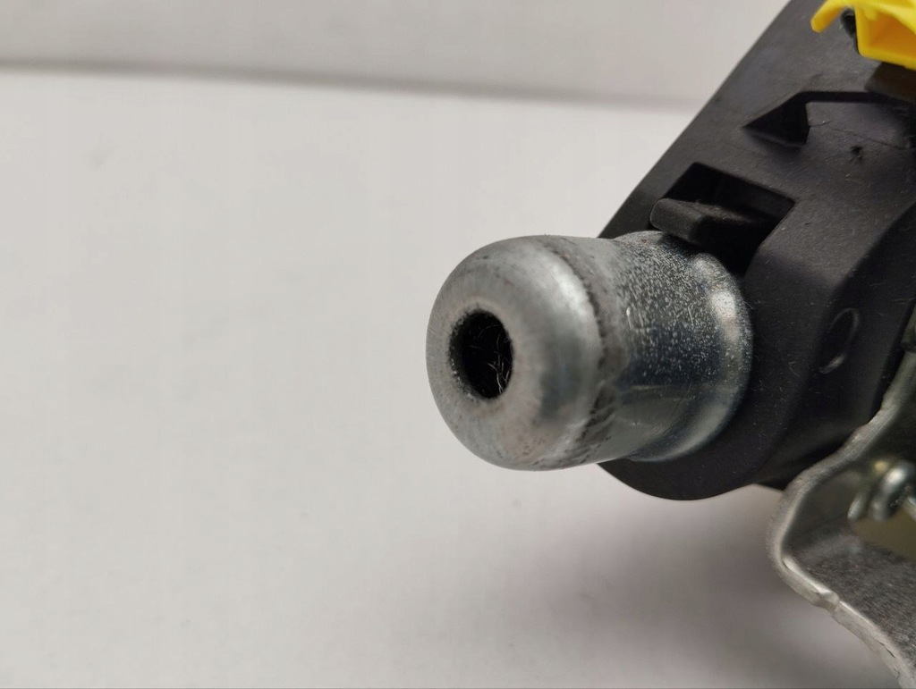 фото №6, Maserati granturismo 2008 pas безопасности сиденье заднего 34040998a