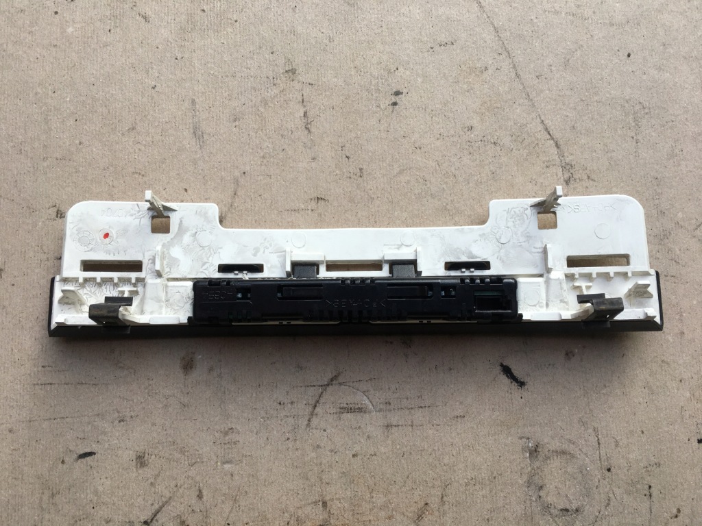 Купити Дисплей датчиків заднього виду pdc vw touareg 7l 2002-2010r 7l6919473d