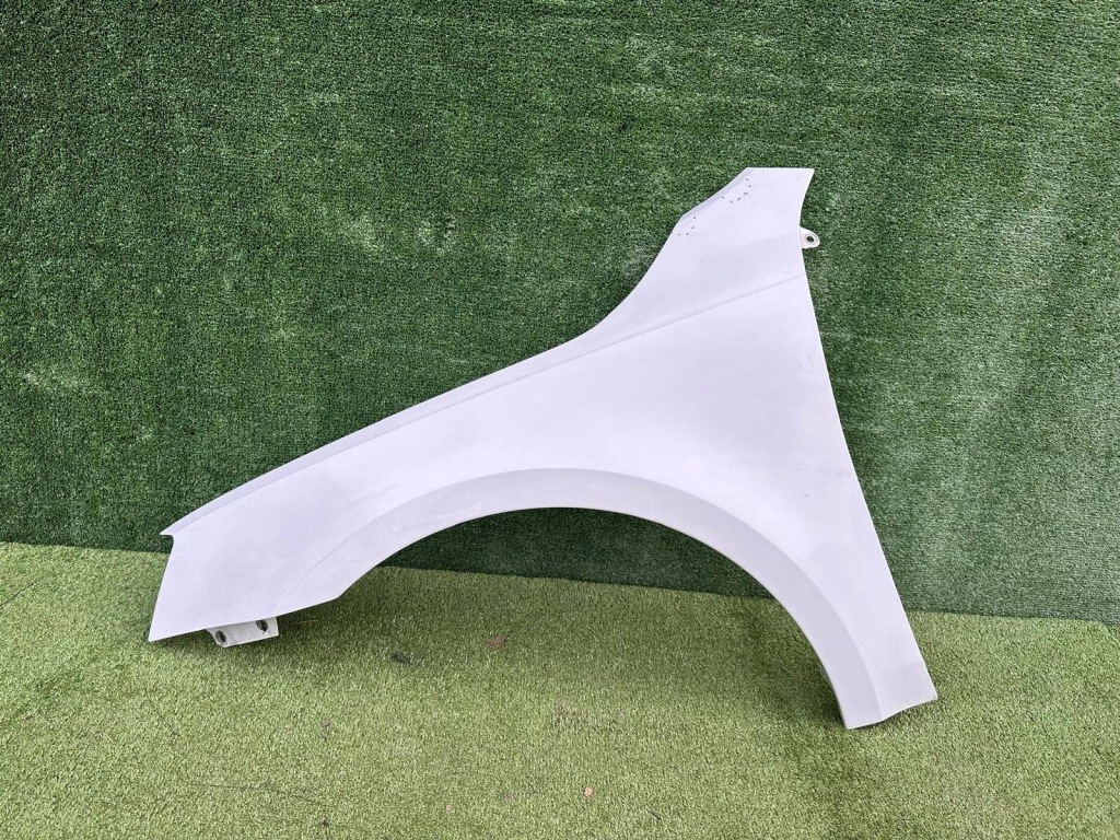 Купити Крила лівий перед skoda octavia 3 рестайлінг  5e