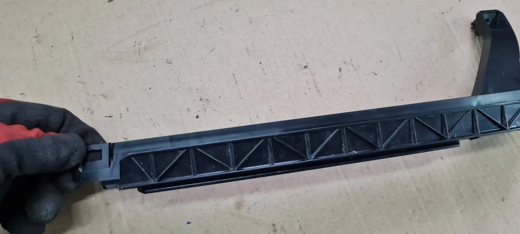 фото №11, S3 8y a3 направляющая дверь правая правый задняя sedan 8y0839068