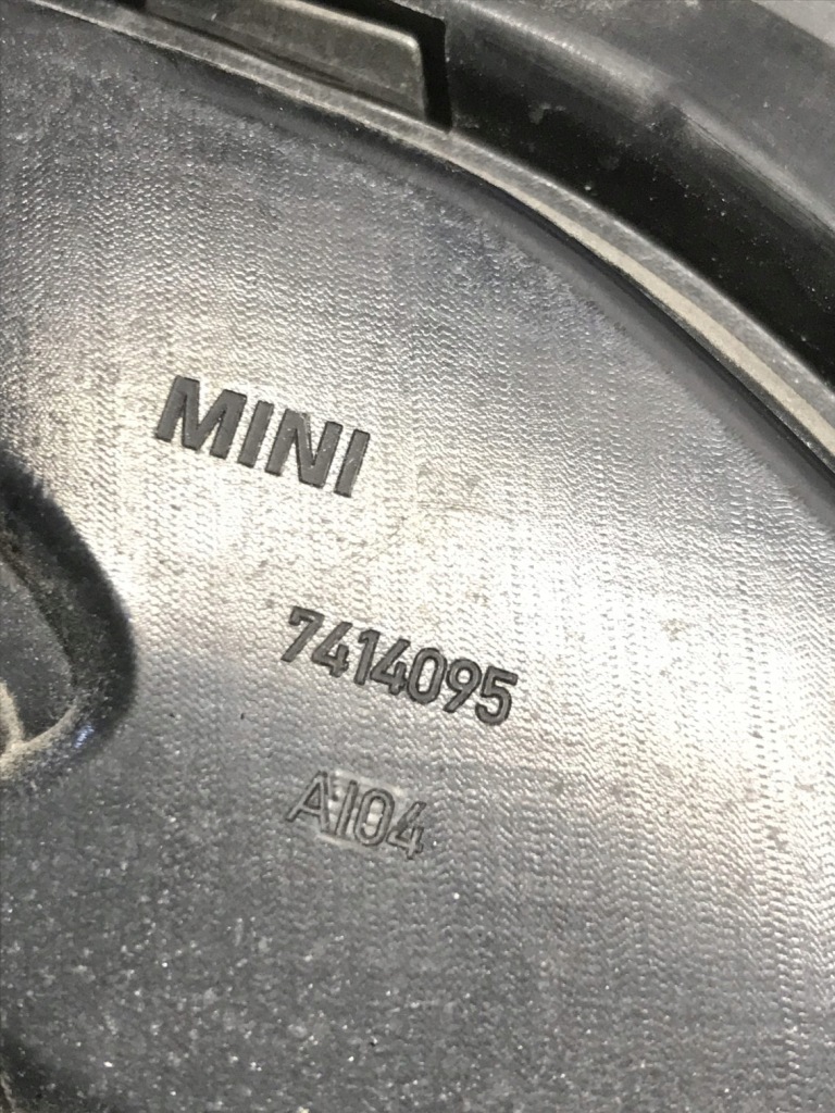 Купити Крило перед ліве заглушка поворотник mini cooper countryman 7414095