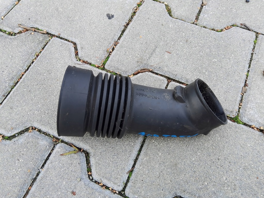 фото №1, Peugeot 308 ii sw kombi t9 lift 1.6hdi труба впуска 419062