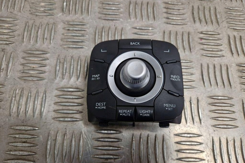 фото №1, Панель переключателей renault grand scénic iii jz0/1_ 253b00345r 1.6l