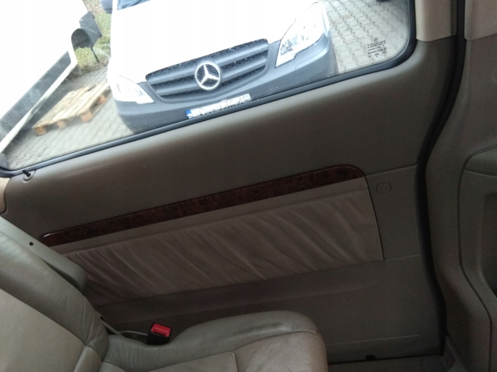 Обшивка левый правый vito viano 639 ambiente Недорого