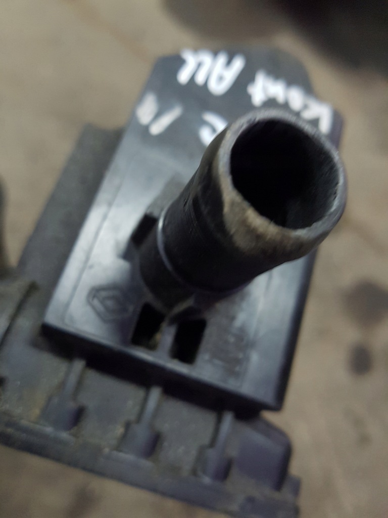 фото №6, Renault trafic iii 2019- обшивка радиатора интеркулер 144614882r