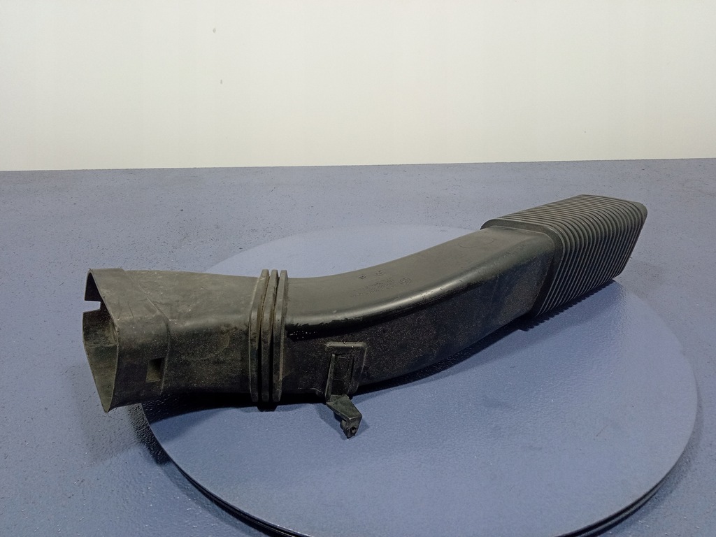 фото №5, Bmw 7 f01 f02 f07 3.0d n57 труба воздухозаборник воздуха 7800155