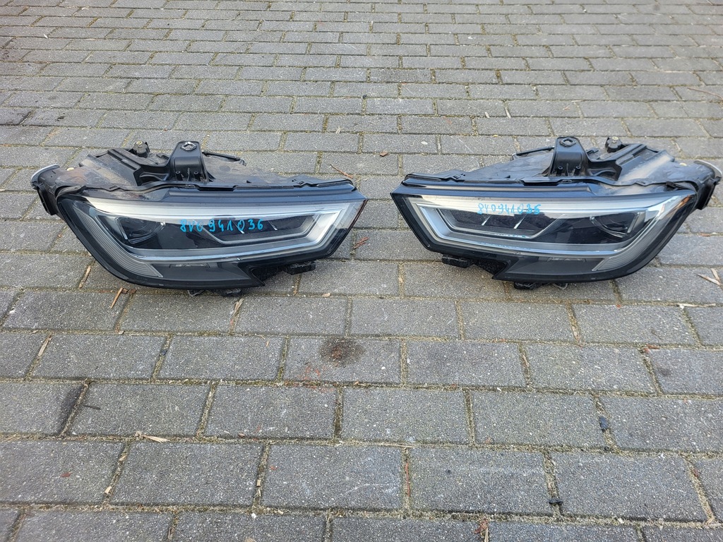 фото №1, Лампа права matrix rs3 комплектна 8v0941036 оригінал стан bdb