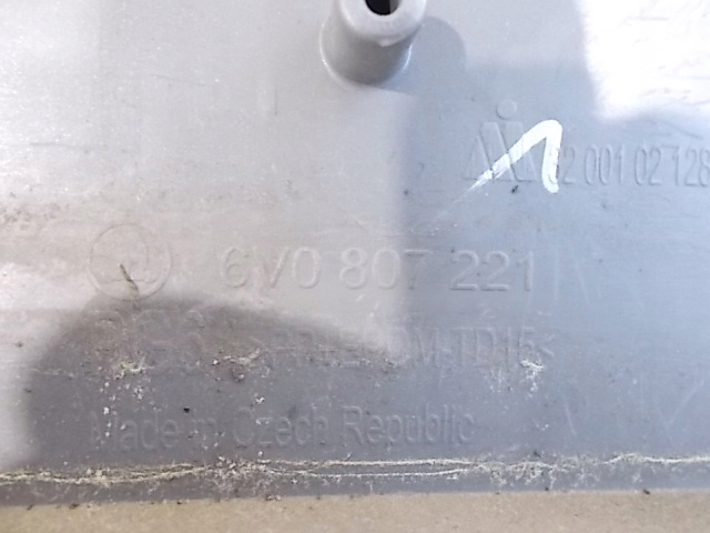 фото №12, Skoda fabia iii 6v 14-18 бампер pod омыватель 4xpdc