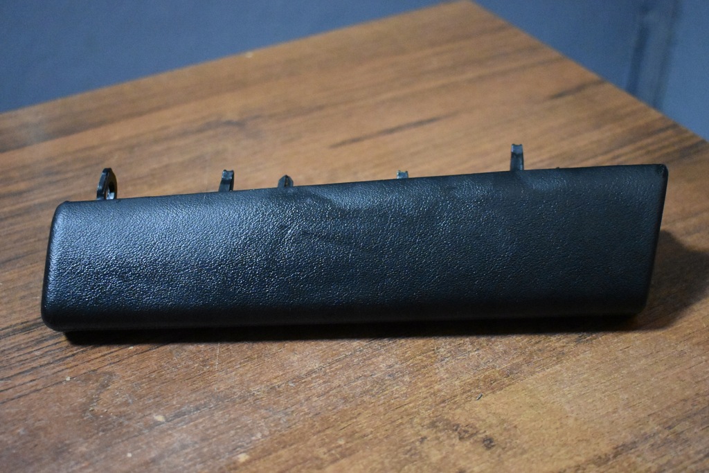 фото №1, Защита консоли кожа porsche taycan 1