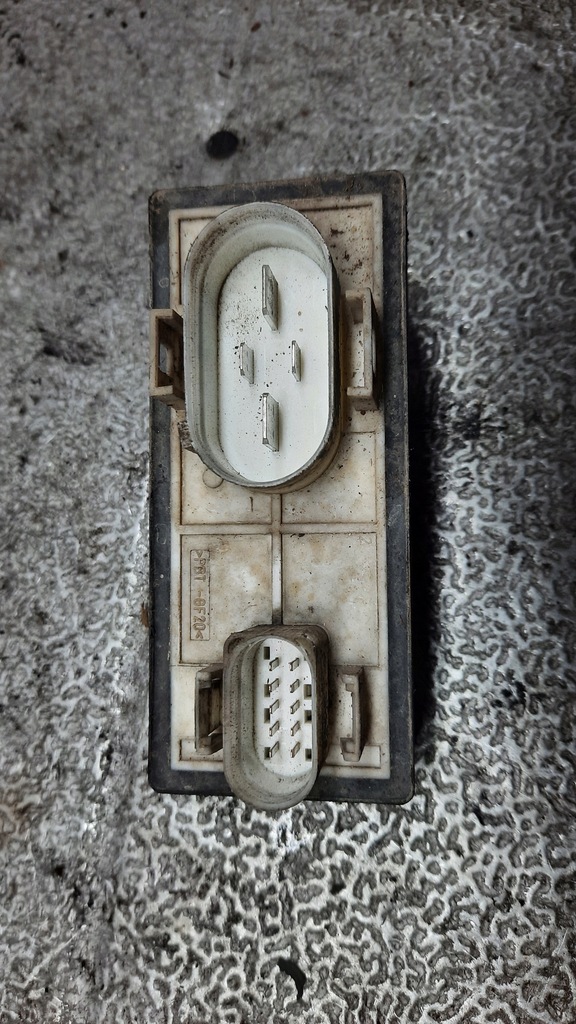 фото №4, Модуль вентилятора skoda octavia i 99r 1.8b hb 1j0919506h