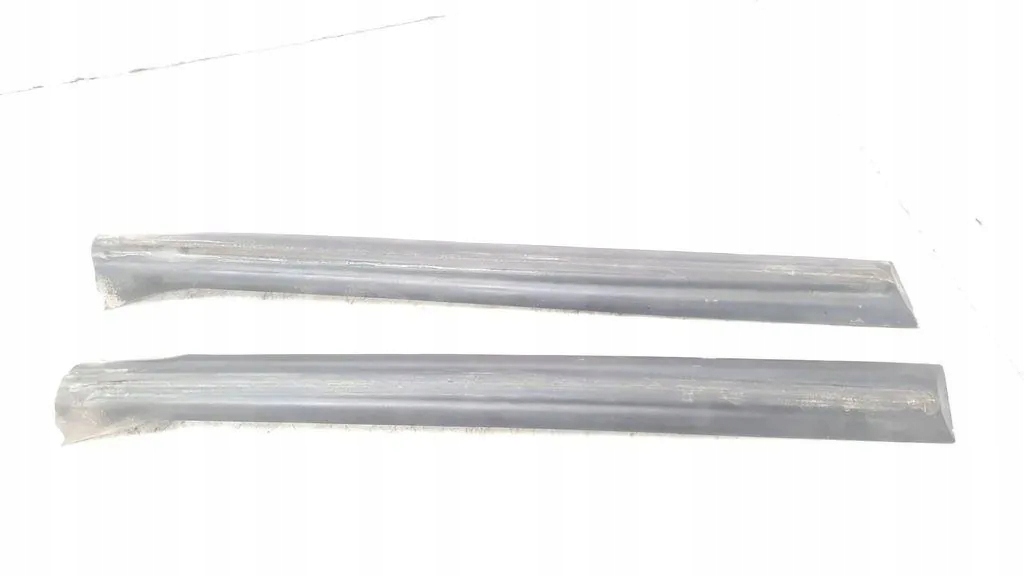 Прокладка передній правих двері opel meriva b 13123847 1.36l бензиновий 2009 Зі Шроту