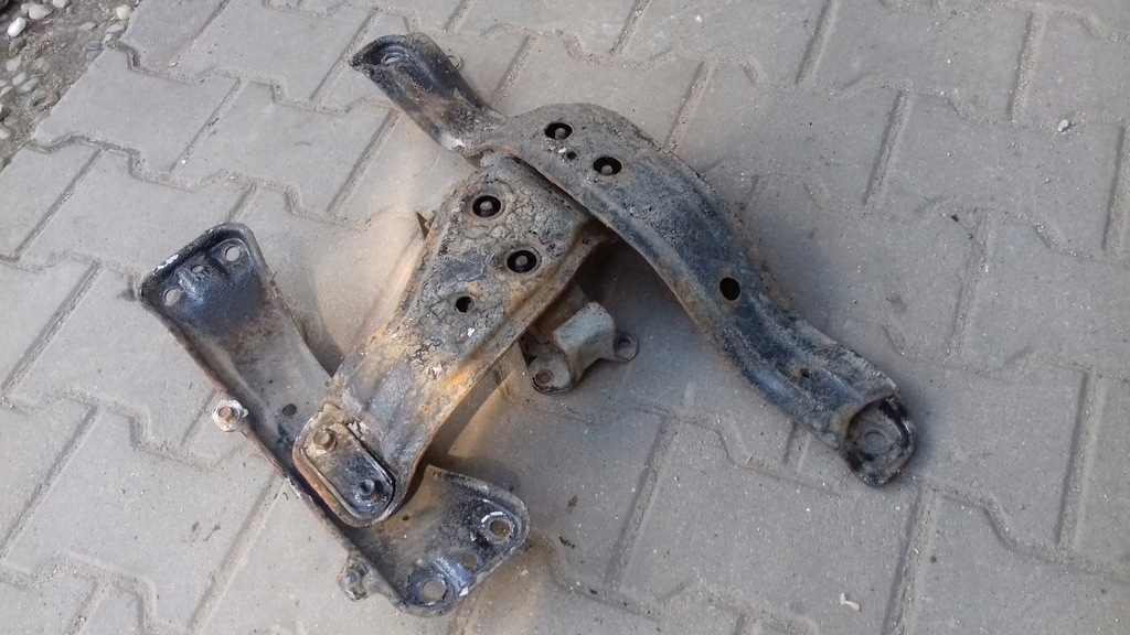 фото №6, Кронштейн опора коробки передач subaru impreza ii kombi 00-