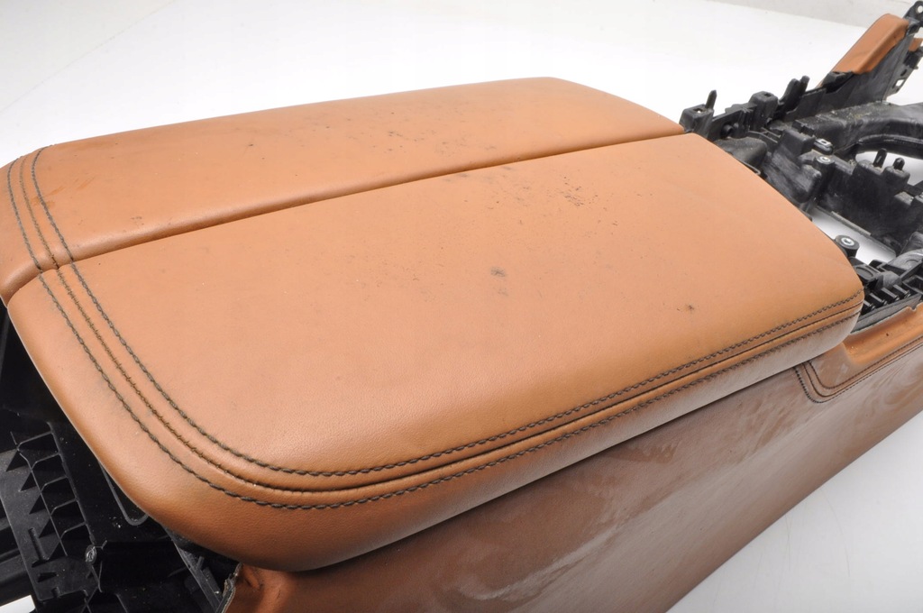 фото №11, Bmw g12 g11 туннель средний подлокотник