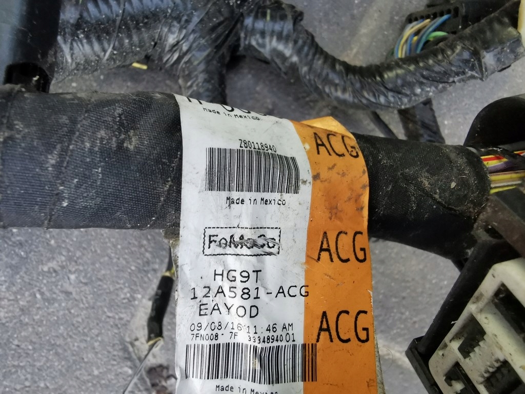 фото №7, Ford fusion usa 2.0 eco. электропроводка отсек двигателя