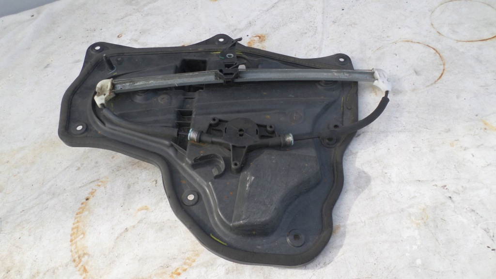 фото №3, Подъемник окон правый задняя mazda 3 iii