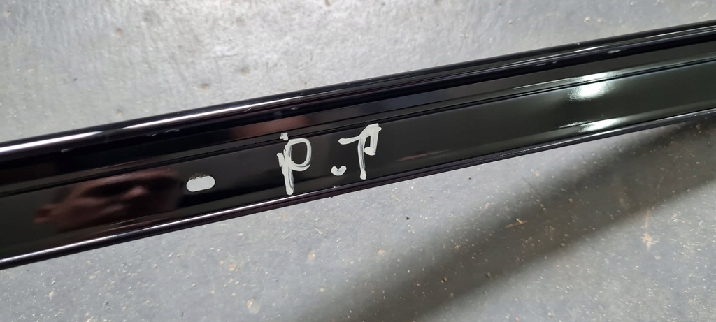 фото №7, Sq8 4m rsq8 q8 молдинг кровельная правая sline czarna 4m8853704a t94