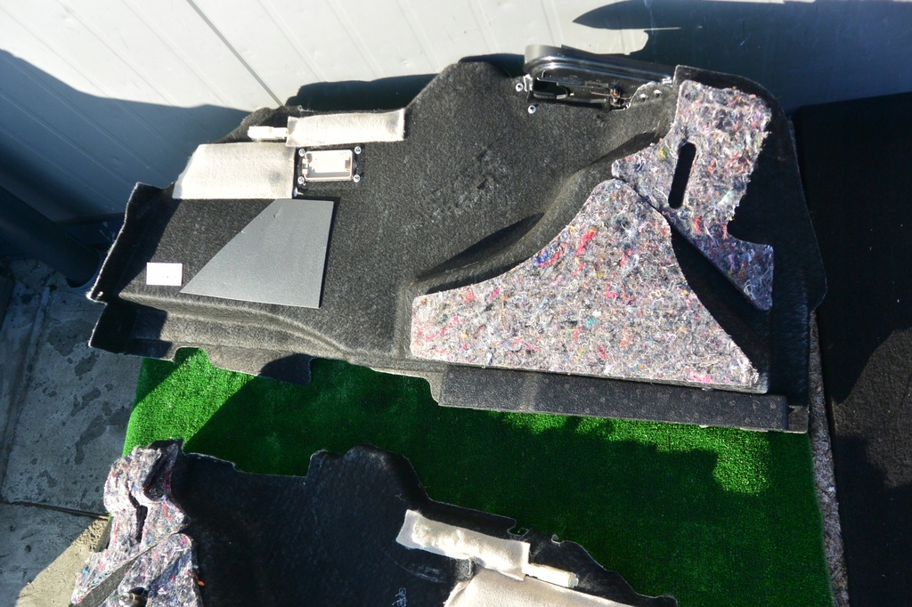 фото №15, Maserati quattroporte обшивка захист багажника kpl