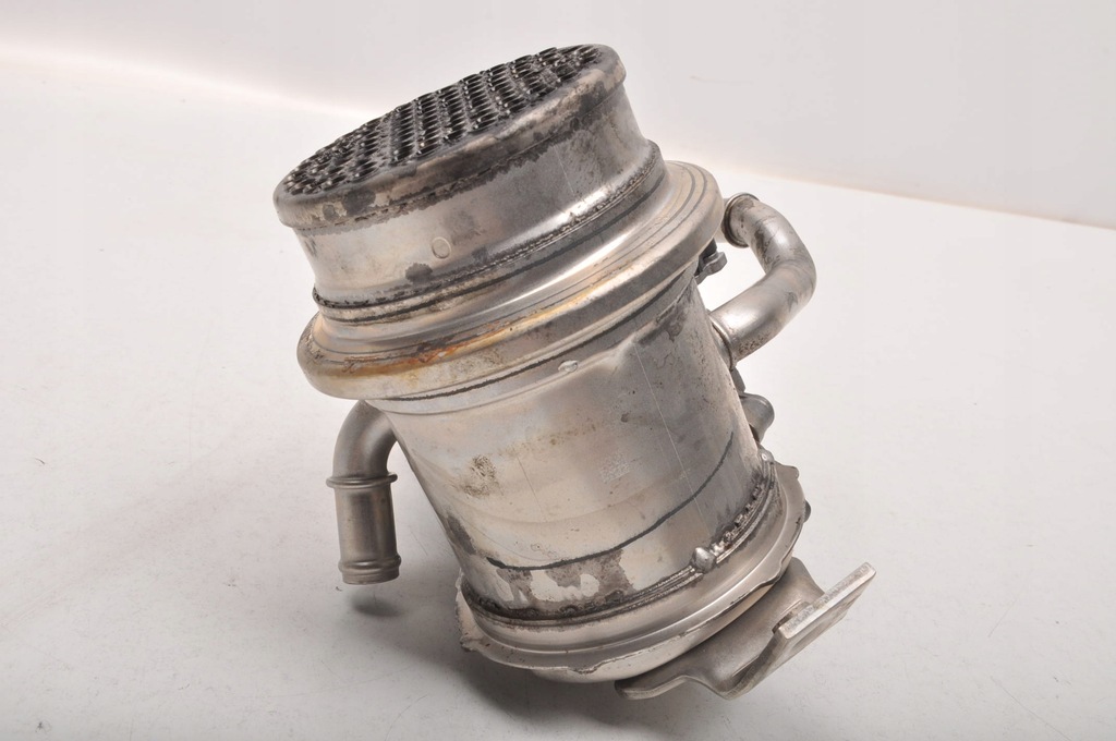 фото №8, Ford tourneo connect mk3 2.0 eco радиатор выхлопных газов 05l131512d