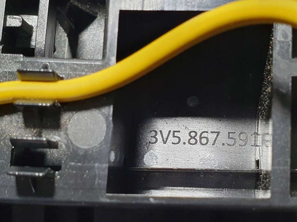 фото №14, Seat ibiza v 5 arona лампа стельовий освітлення кабіни czarna 3v5867591