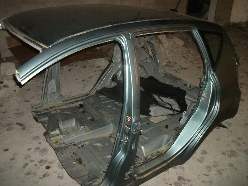 фото №1, Mercedes a w169 169 голый крыша лист