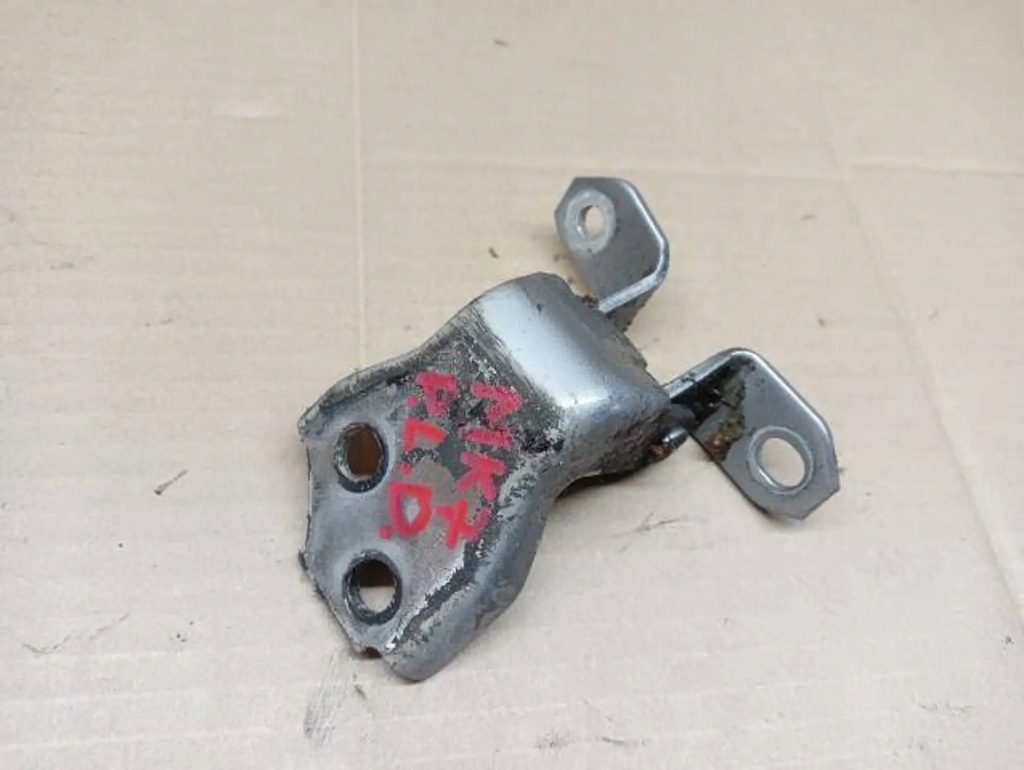 фото №1, Suzuki swift mk7 петлі двері лівий перед нижній