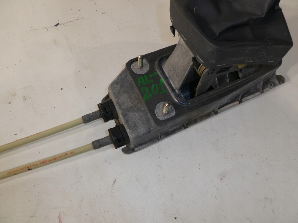 фото №6, Домкрат перемикання передач троси vw polo 6q0711266k