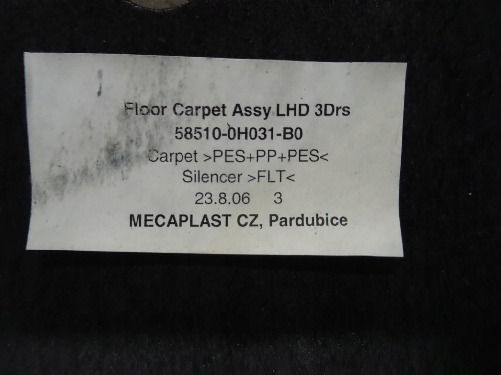 Обшивка підлога килимок peugeot 107 3d hb nr249 Доставка