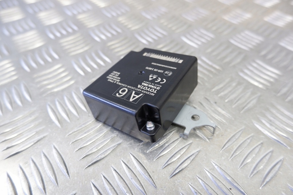 фото №7, Модуль центрального замка toyota yaris _p21_ 897a0k0010 1.5l hybrid 85kw