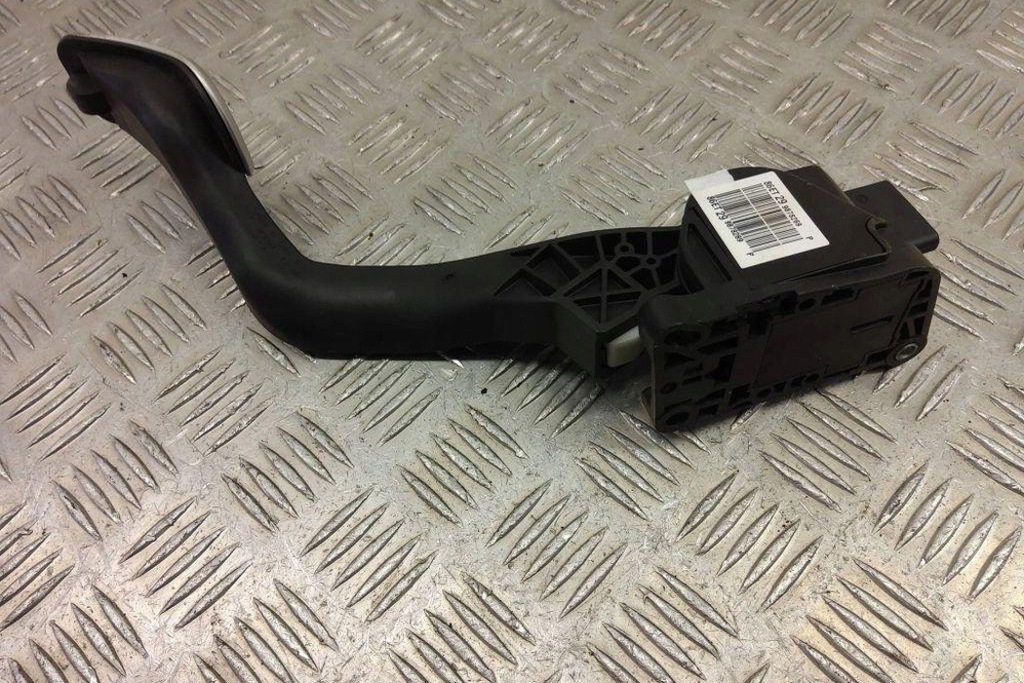 фото №10, Педаль газа peugeot rcz f00c3p2706 2.0l дизель 120kw 2012