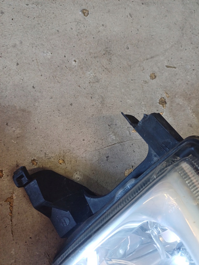 фото №4, Противотуманные фары p- l peugeot 407 sw nr. 9641945480- 9641945680