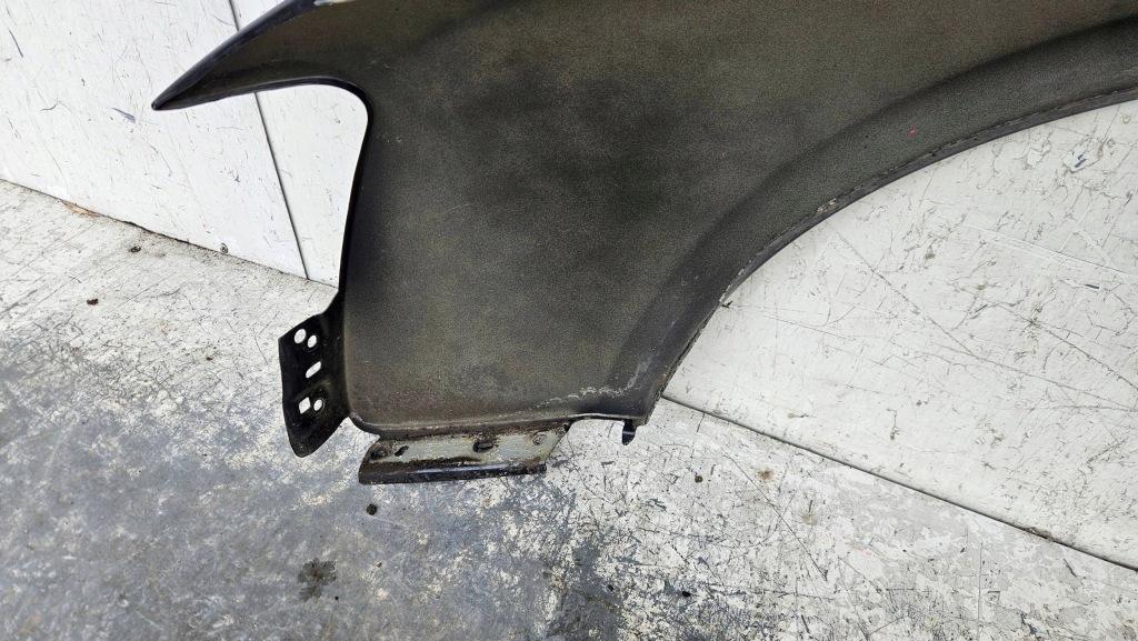 Купити Audi a5 8t 8f 2009 перед сторона права крило