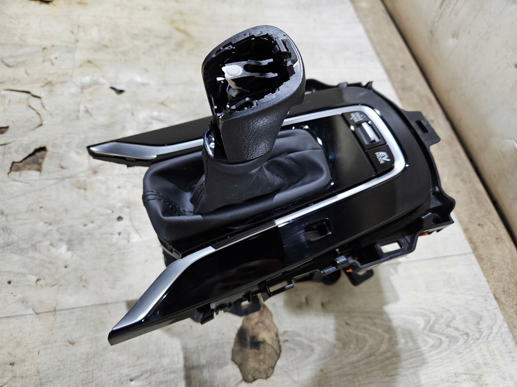 фото №5, Toyota c-hr gr chr gr чохол ручка рамка домкрата