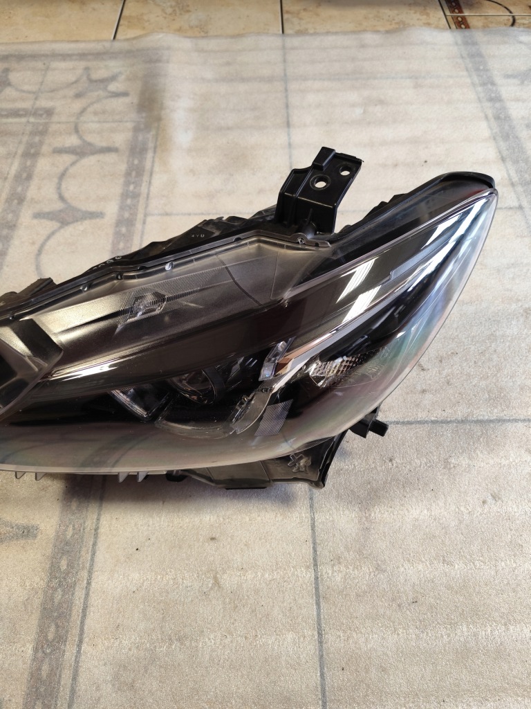 Фара левый mazda 6 рестайлинг  full led Оригинал