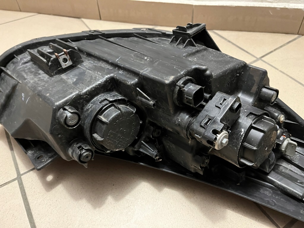 фото №13, Hyundai ix35 ix-35 09- лампа передняя перед левая 92101-2y000