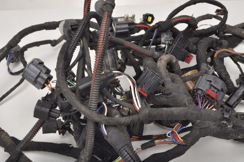 фото №14, Aston martin db9 6.0 жгут электрическая отсек двигателя 4g43-14290-ae