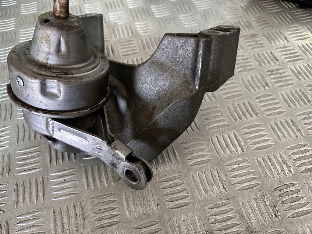 фото №3, Mini cooper r50 1.6 16v кронштейн кронштейн 6763252