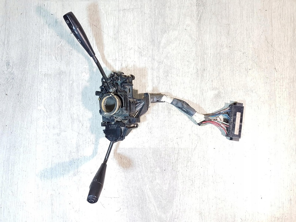 фото №1, Переключатель комбинированный toyota previa estima