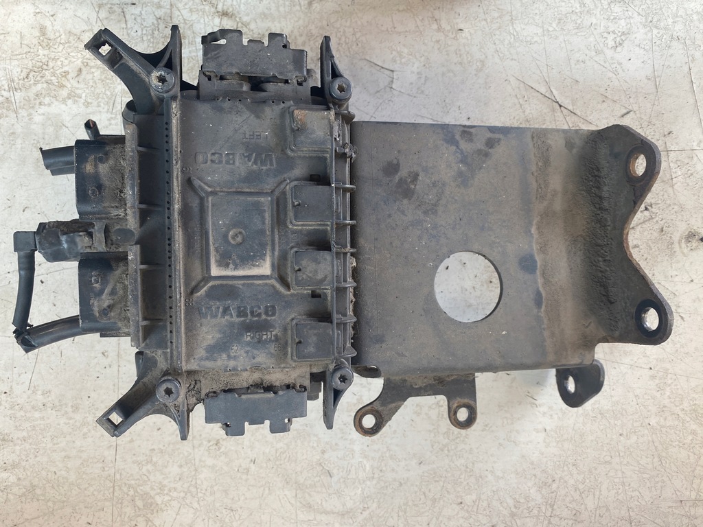 фото №1, Mercedes atego клапан ebs